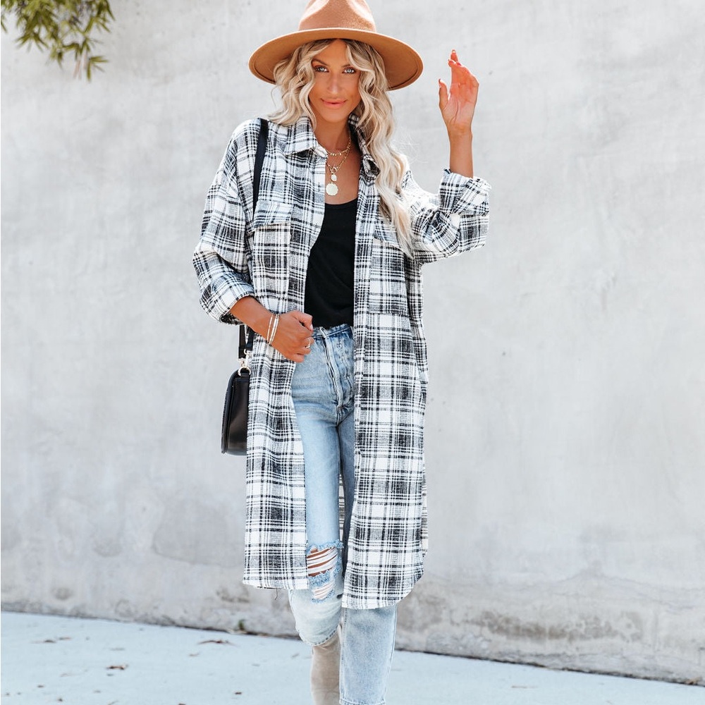 Acoa Women's Black and White Plaid Long Flannel
